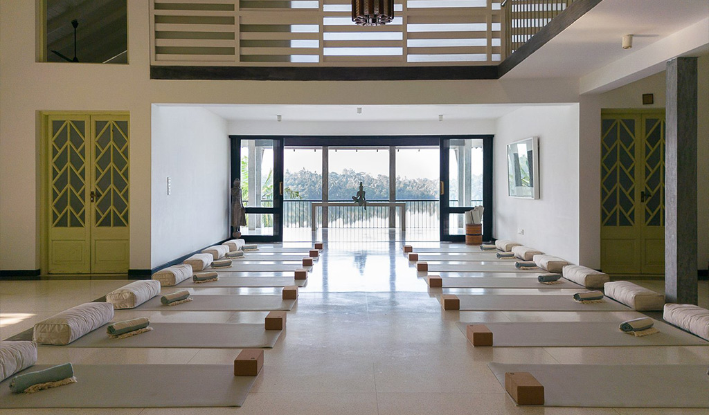yoga retreats in ahangama