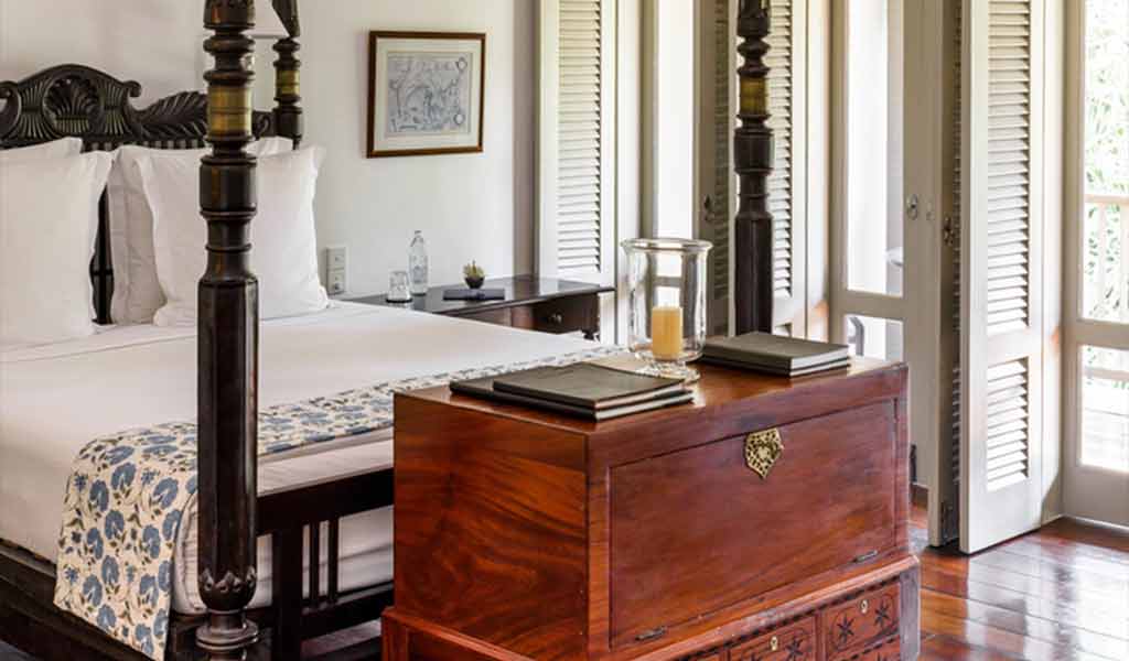 hotels-with-antique-furnishing-in-sri-lanka