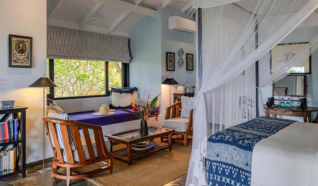 luxury-honeymoon-villas-sown-south