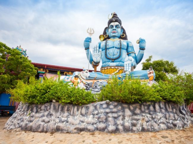 Trincomalee diving experience Sri Lanka