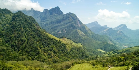 knuckles mountain range sri lanka