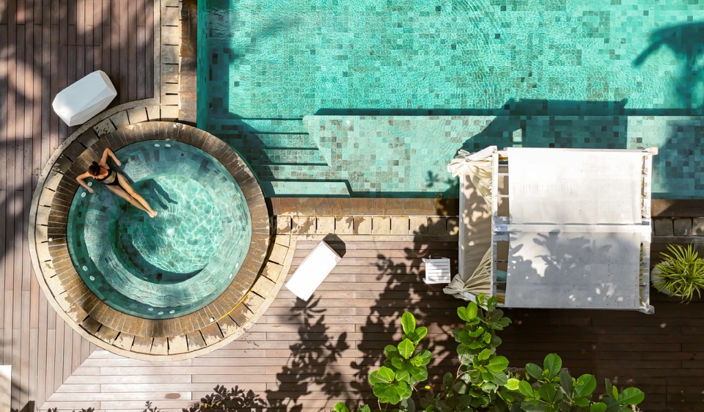 downsouth villas with a pool